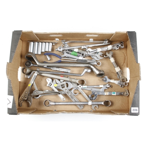 206 - Quantity of spanners G