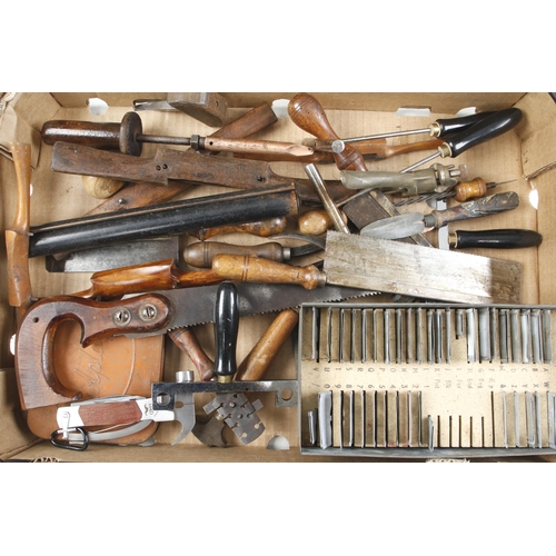 270 - A box of tools G