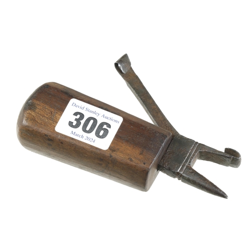 306 - A timber scribe with folding drag knife G+