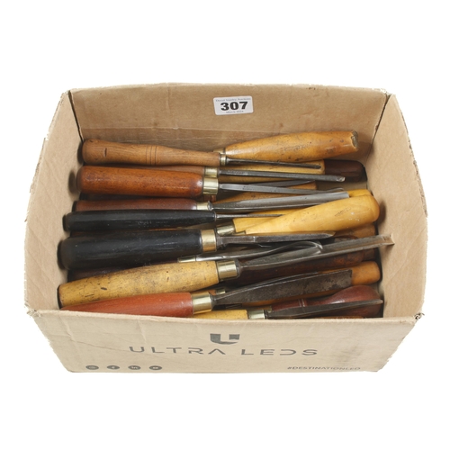 307 - 25 carving tools G+