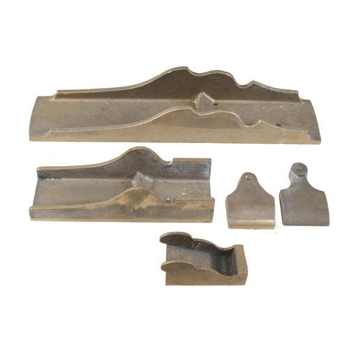 519 - Three brass castings for panel, smoother and chariot planes and two levers G