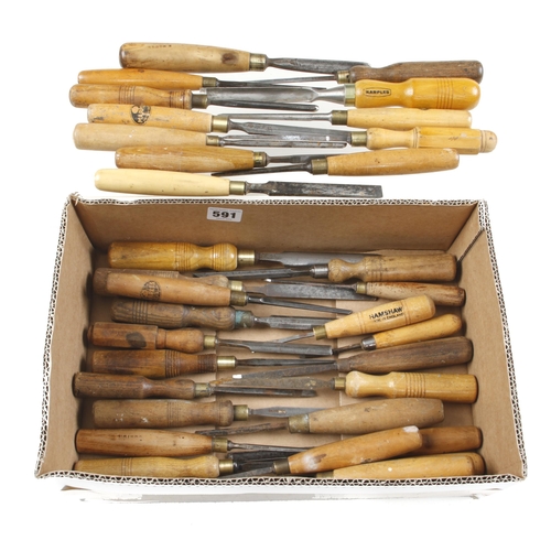 591 - 33 chisels and gouges G+