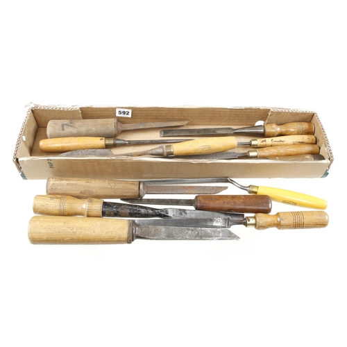 592 - A mortice lock chisel, 7 mortice chisels and 5 others G+