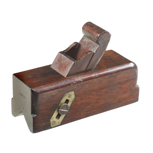 808 - A nice quality mahogany sliding box type chamfer plane with brass fittings G+