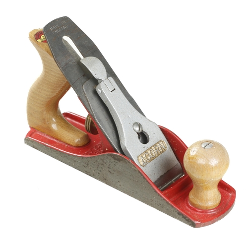 850 - A little used ACORN No 4 smoother with Chapman Tools by STANLEY trade label minor discolouration to ... 