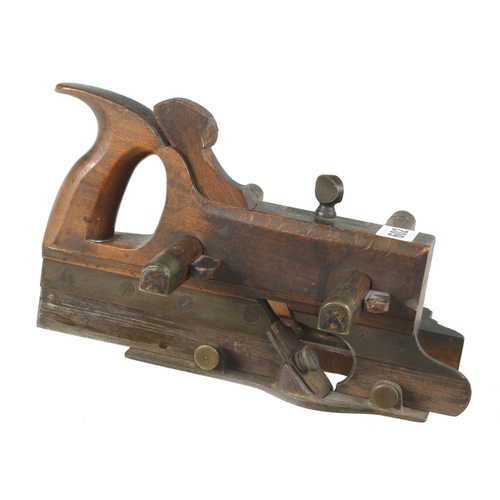 602 - A handled plough by HOFFMAN Edinburgh with additional detachable fillister bed G+