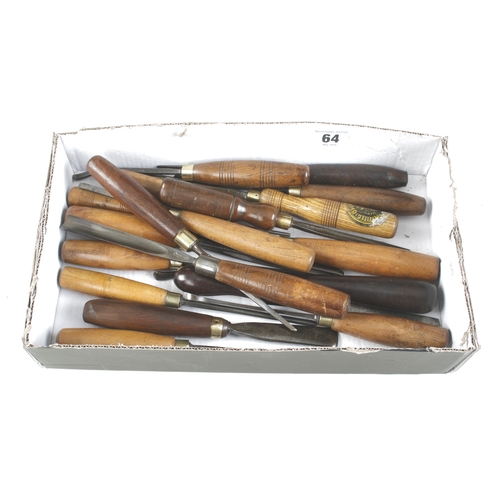 64 - 19 carving tools G+