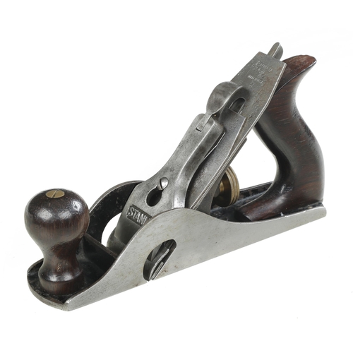 667 - A STANLEY No 10 1/2 rebate plane G