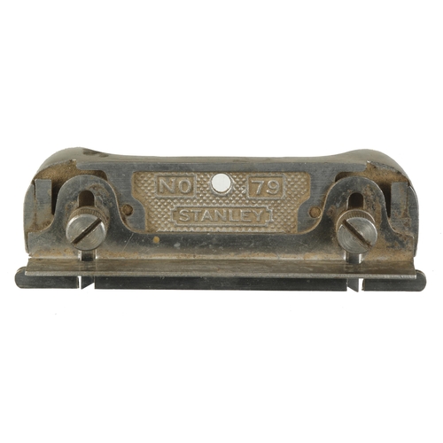 678 - A STANLEY No 79 side rebate plane G+