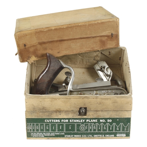 682 - A very little used STANLEY No 50 combination plane with cutters in orig box (box lost it's labels) F