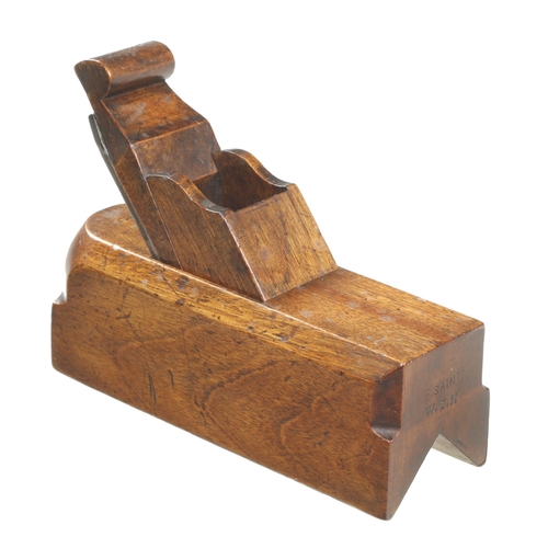 724 - A quality, polished ash sliding box type chamfer plane with brass fitting and scrolled wedge F