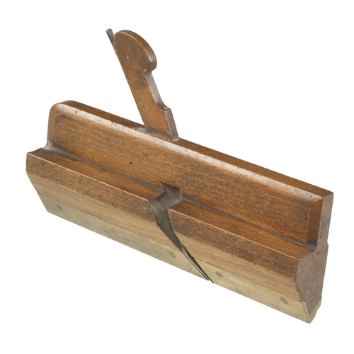 752 - An unusual brass soled moulding plane by BUDD London G++