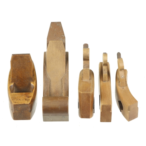 774 - A small boxwood compass plane 3 1/2