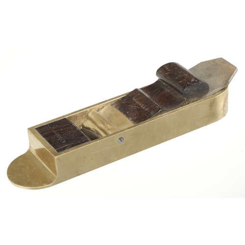 868 - A nice quality, heavy, low angle brass mitre plane 9