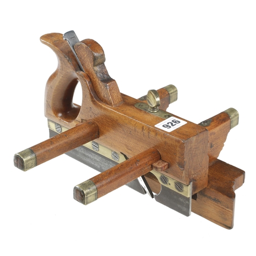 926 - A rare handled MATHIESON No 4 plough plane (not in their 1899 catalogue) G+