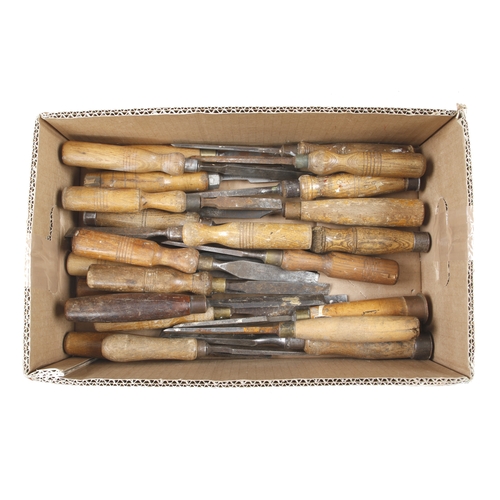 21 - 40 chisels for restoration