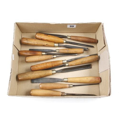 99 - 12 carving tools mostly with boxwood handles G+