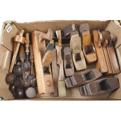 323 - Quantity of wood planes, levels etc G