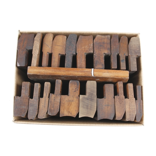 483 - 21 H&R moulding planes G