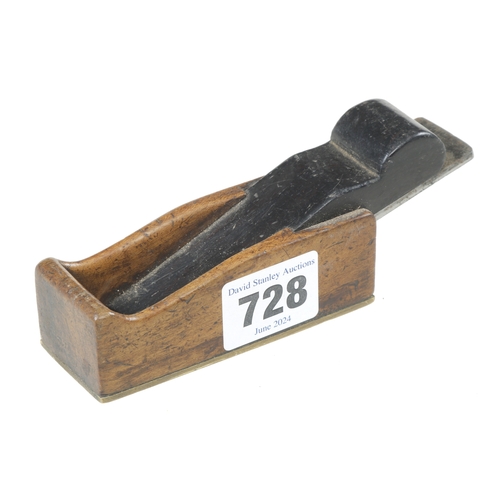 728 - An unusual small brass soled beech chariot plane 3 1/2