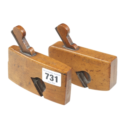 731 - A pair of boxwood compassed and flat rebate planes 4