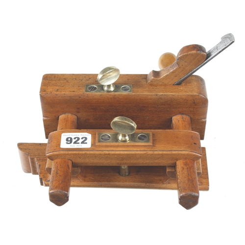 922 - A bridle plough by GRIFFITHS c/w orig boxwood side handle, slight bruising to wedge o/w G++