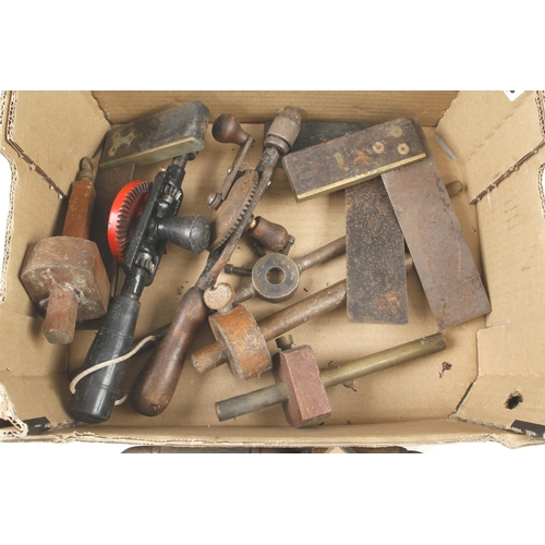 133 - A box of tools G