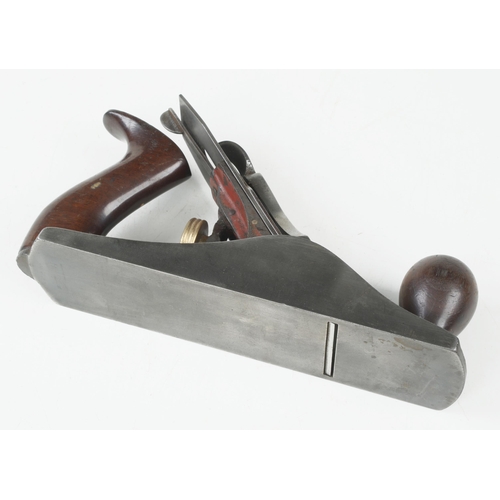 95 - A PRESTON No 14 adjustable smoother with Geo. Preston iron G+