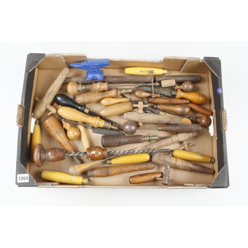 1004 - A box of tools G+