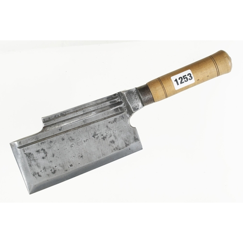 1253 - A little used L/ H side axe by GOLDENBURG with 7 1/2