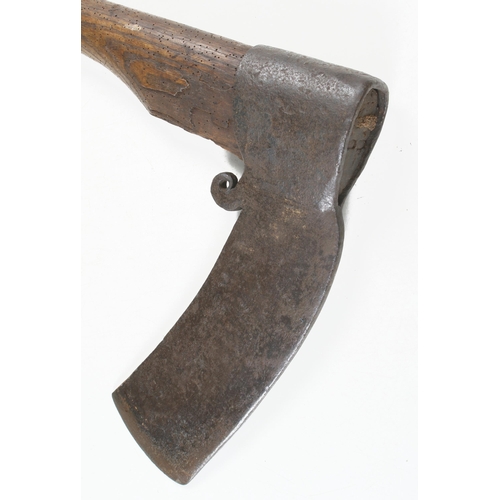 1265 - An unusual long axe with 16