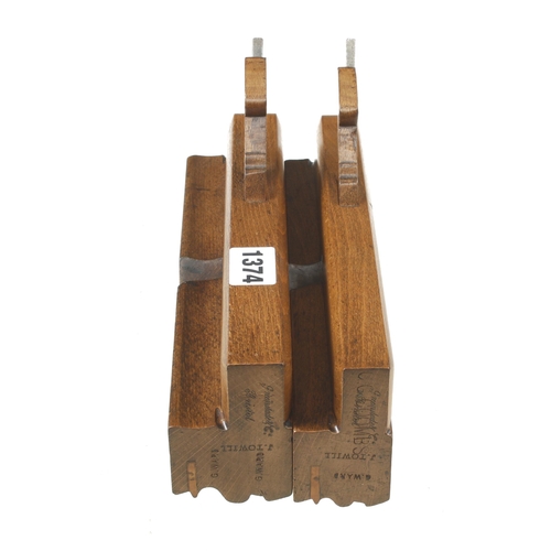 1374 - A little used pair of moulding planes marked 5/8