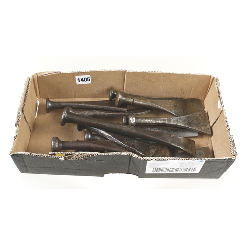 1405 - 12 caulking irons G+