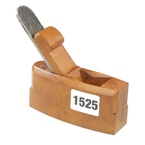 1525 - A small, probably unused boxwood smoother 4