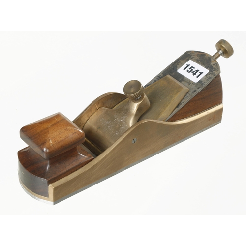 1541 - A heavy, steel soled gunmetal mitre plane 10