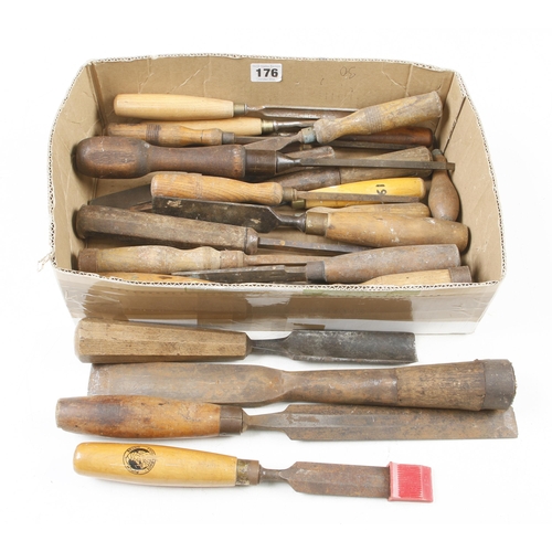 176 - 24 chisels and gouges for restoration G