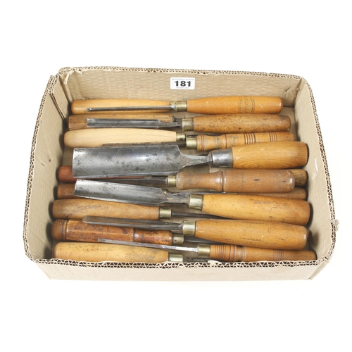 181 - 20 chisels and gouges G+