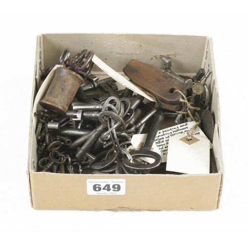 649 - Numerous keys 1