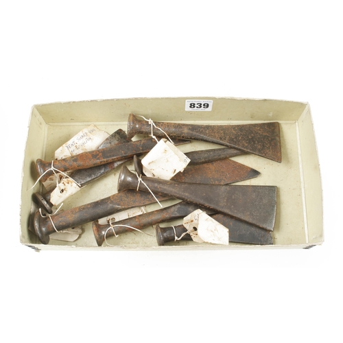 839 - Eight caulking irons G