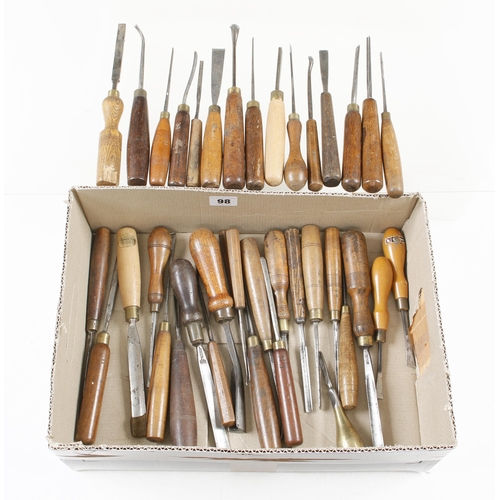 98 - 30 carving tools G+