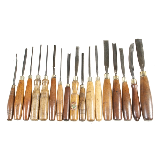 190 - 17 carving tools G+