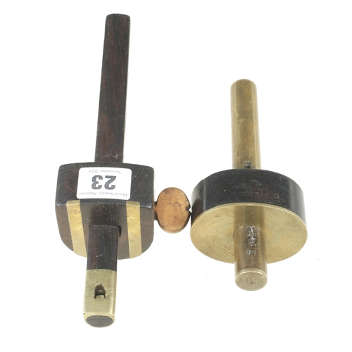 23 - A brass stemmed ebony mortice gauge and a rosewood cutting gauge G++