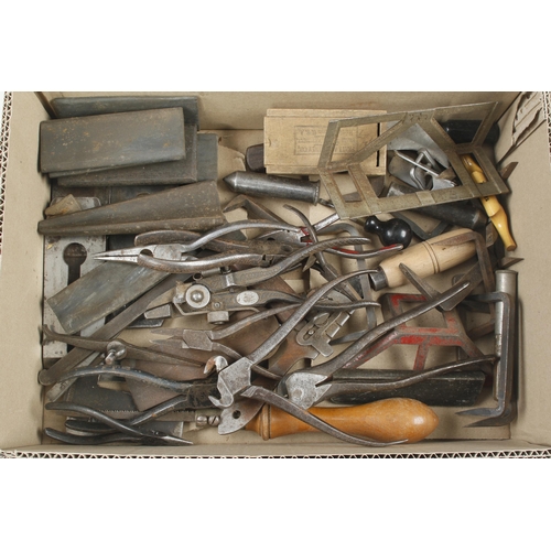 263 - A box of tools G