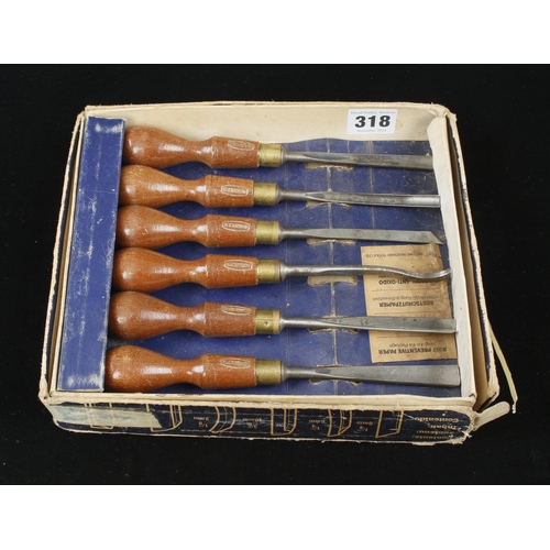 318 - A little used set of 6 carving tools by MARPLES No 152 in orig poor box G+