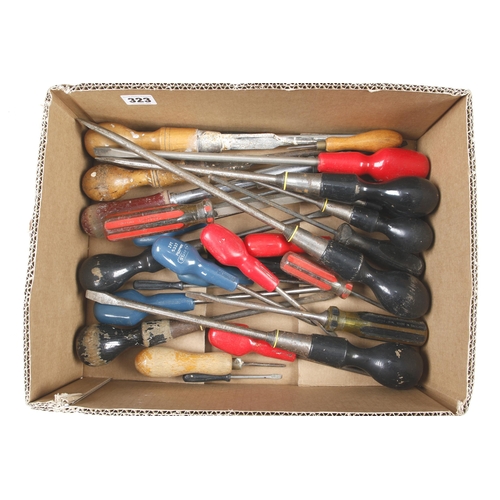 323 - 28 screwdrivers etc G+