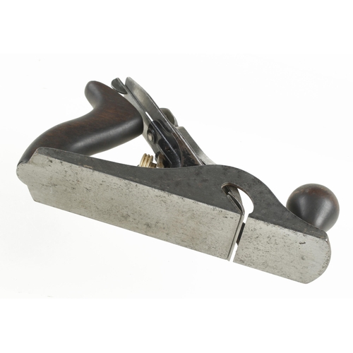 38 - A STANLEY No 10 1/2 rebate plane G+