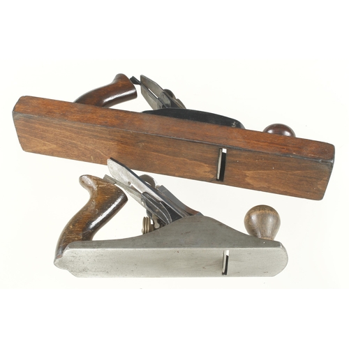 459 - A STANLEY No 4 and a wood bottom jack planes G