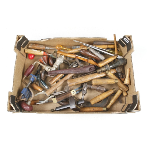 529 - A box of tools G