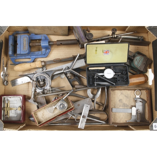 647 - Quantity of engineer's tools G