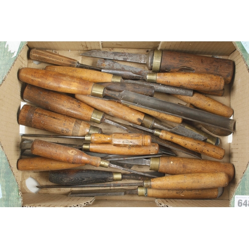 648 - 34 chisels and gouges G+